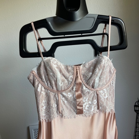 Forever 21 Bustier Satin Slip Midi Dress - Picture 11 of 12